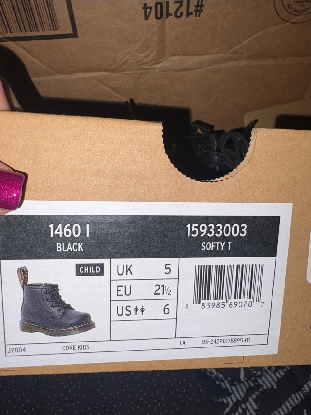 Dr. Martens classic black